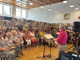 „Co za spotkanie!” – Sieć Współpracy i Samokształcenia Nauczycieli LIBRO, podopieczni Młodzieżowego Ośrodka Wychowawczego w Antoniewie, rezydenci Dziennego Domu Seniora w Bibliotece Pedagogicznej w Wągrowcu!
